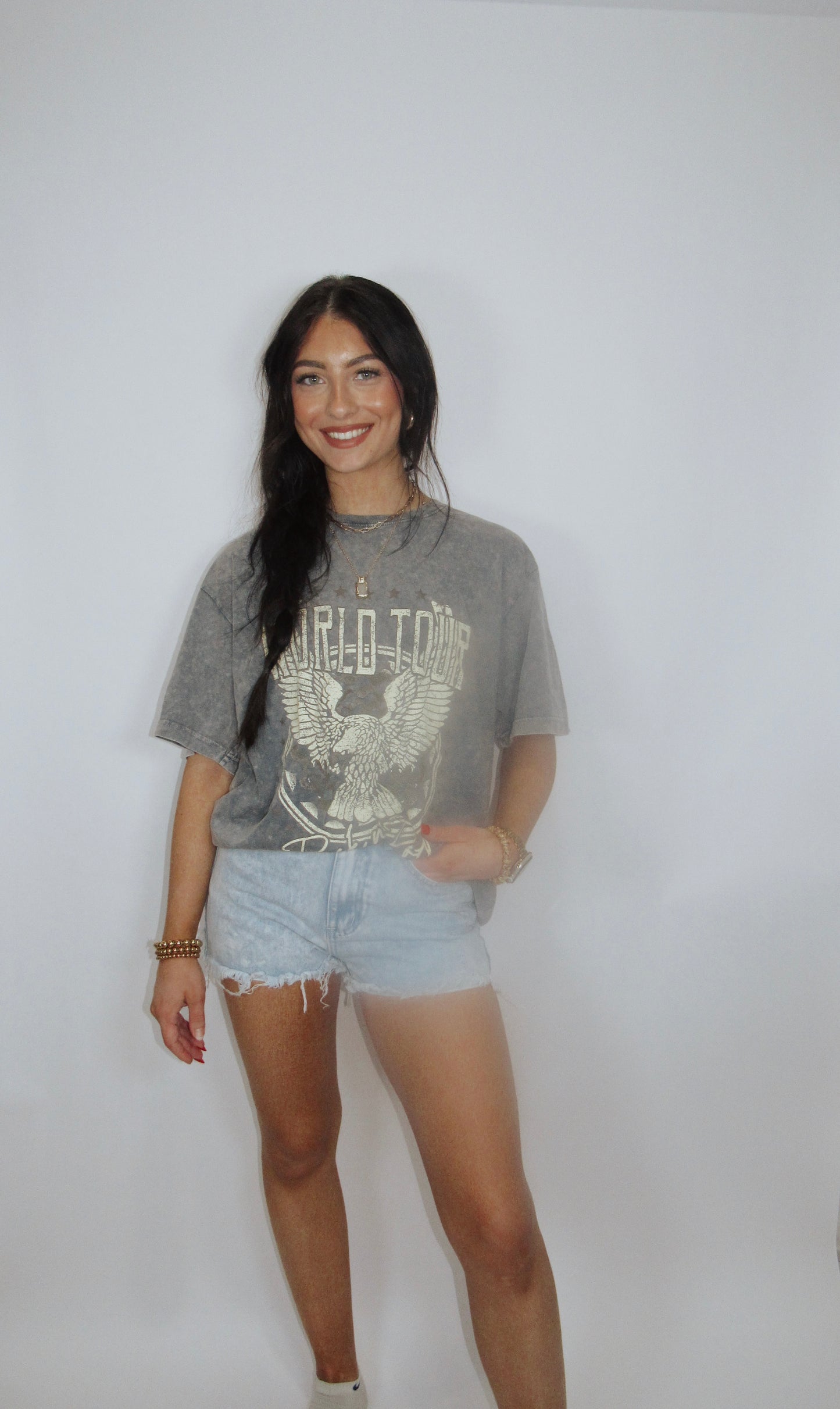 WORLD TOUR GRAPHIC TEE