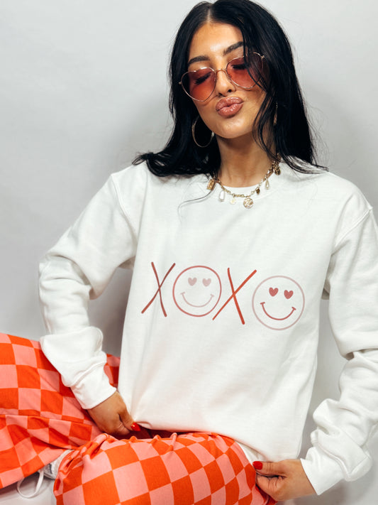 XOXO SWEATSHIRT